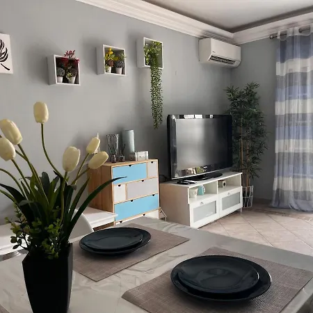 Appartement Private Pool & Free Parking 5 Min Drive To *